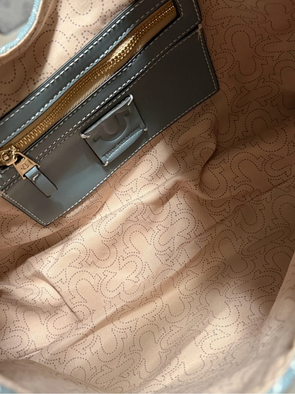 True Religion - Quilted Horseshoe Large Denim Hobo NWOT MSRP $120